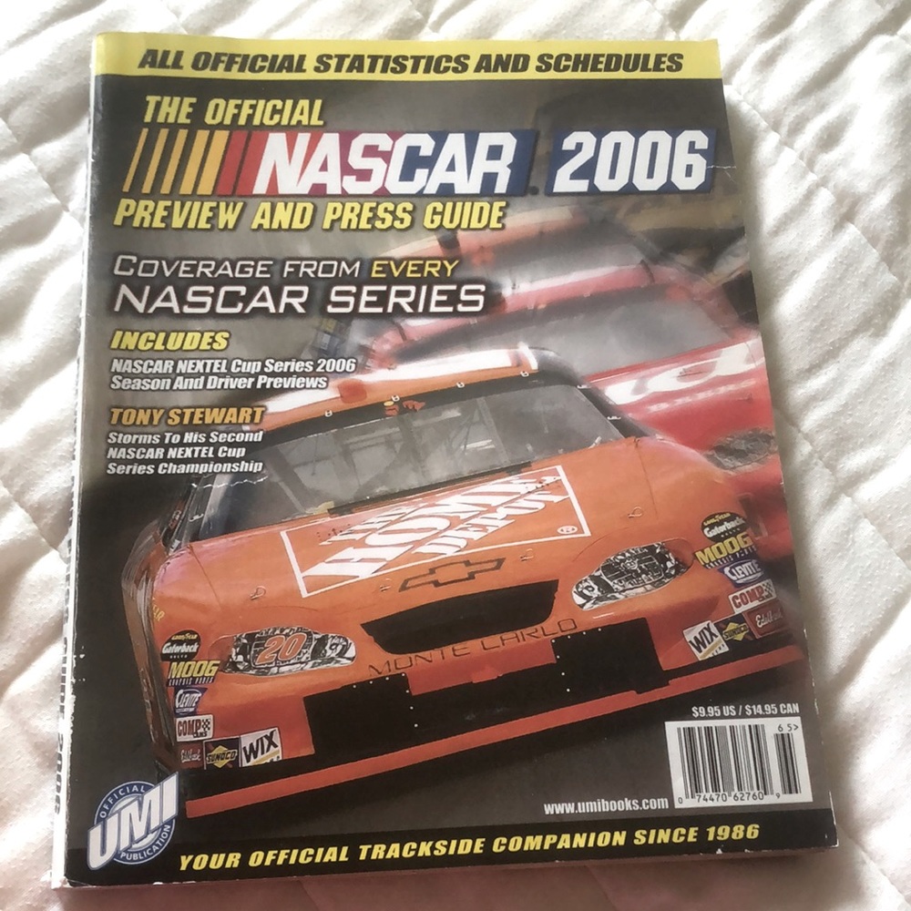 Vintage 2006 The Offical Nascar Magazine